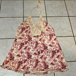 Caliah NWT Halter Top Sz L